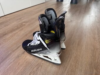 Korčule Bauer Vapor HYPERLITE2 Veľkosť 7,5 EU42 - 6