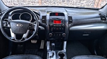 KIA SORENTO 2.2 CRDi 4WD AUTOMAT - NOVÁ STK/EK - SUPER STAV - 6