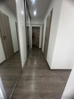 Na predaj 2 izb byt - 6