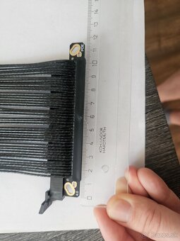 PCIe 4.0 x16 riser cable - kabel na grafiku - 6