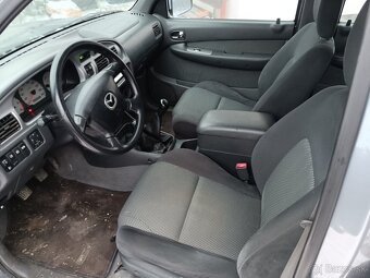 Mazda BT 50  ,Mazda 2500 4x4 - 6