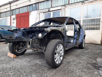 karosárske časti Passat B8 - 6