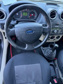 Ford Fiesta 1.25i - 6