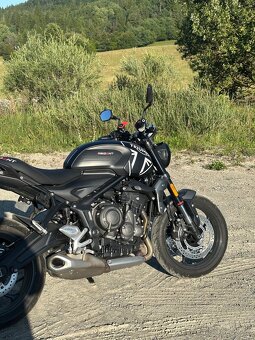 Triumph Trident 660 – rok 2022, len 2400 km - 6