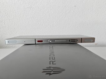 RedMagic 10 PRO 16/512GB Nepoužívaný - 6