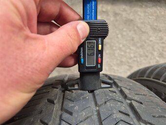 215/65 r16C letné 4 ks MICHELIN dezén 8,7-6,1 mm - 6