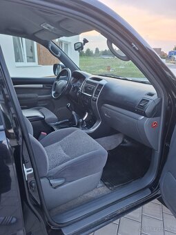 Toyota Land Cruiser - 6