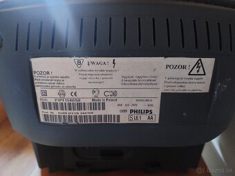Televízor PHILIPS - 6