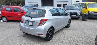Toyota Yaris 1.0i rok 2012 naj.130000 km - 6