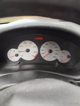Peugeot 206 1.4i - 6