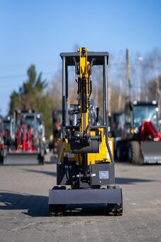 Predám minibáger s mimoosým kopaním YAMA 950 RS. - 6