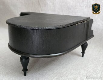 Dekoratívna šijaca skrinka v tvare klavíra - 6