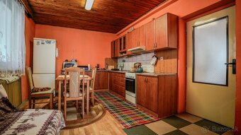 RODINNÝ DOM V PRUSKOM ZA CENU BYTU S VEĽKÝM POTENCIÁLOM - 6