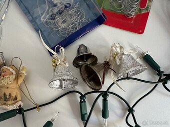 Vianočná výzdoba – svetielka, ozdoby, reťaze, háčiky za 3EUR - 6