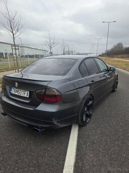 Bmw e90 320d - 6