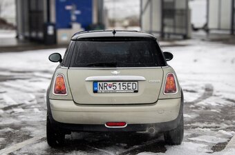 Mini Cooper 1.6 - 6