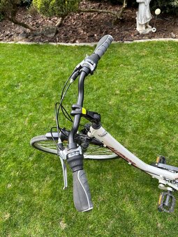 Damsky bicykel Author - 6