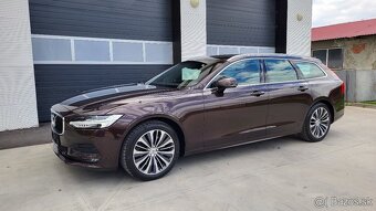 Volvo V90 T4 2.0L Momentum Pro A/T - 6