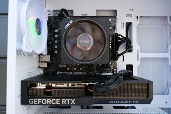 Herný PC, Ryzen 5 7600X, RTX 4070, 32GB RAM, SSD, 24m - 6