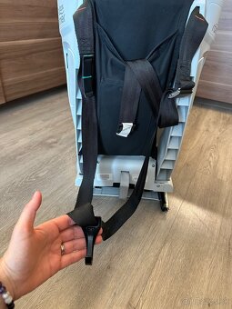 Autosedačka Britax Römer Advansafix III - 6
