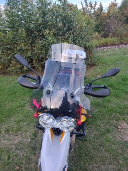 Moto Guzzi V85TT - 6