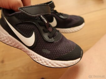 Tenisky NIKE č. 28 (vnút. dĺžka 17,7 cm) - TOP STAV - 6