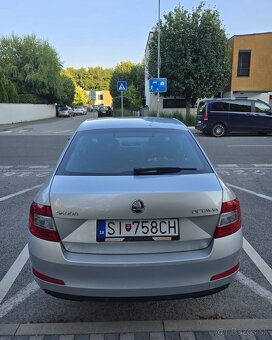 Škoda Octavia 1.6 TDI Ambition DSG - 6