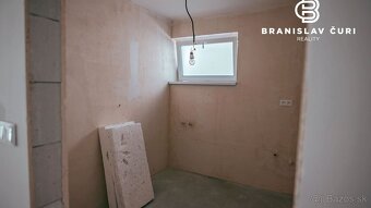 Na predaj 4-izbový bungalov, Rezidencia Trnava pri Laborci - - 6