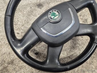 Predám koženy volant kompletný - Škoda Octavia II 2 facelift - 6