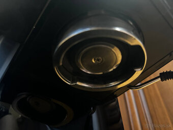 Predam pakovy kavovar DeLonghi EC235 Black - 6