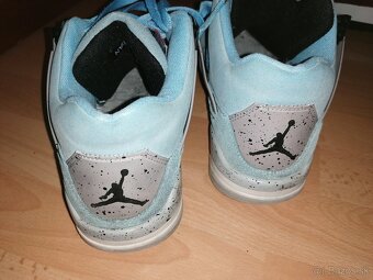 Air Jordan Retro University  tenisky veľ. 45 - 6