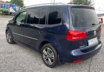 Volkswagen Touran 1.6 TDI Premium Comfortline DSG - 6