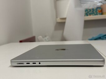 MacBook Pro 14” M1 Pro (2021) – 16 GB RAM, 512 GB SSD - 6