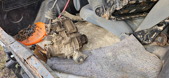 Lada Niva  1,6 motor - kolesá - diely - 6