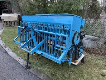 preám sejačku za traktor 215cm - 6