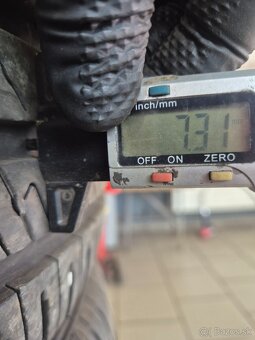 Barum 235 45 R18 - 6