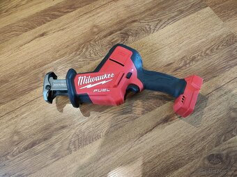Predam chvostovu pilu Milwaukee M18FHZ-0X - 6