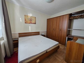 Na prenájom štýlový 3-izb. byt Nitra centrum výhľad na hrad - 6
