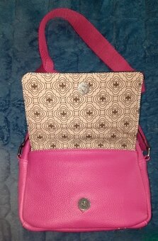 NOVÁ RIEKER Ružová crossbody kabelka s potiskom - 6
