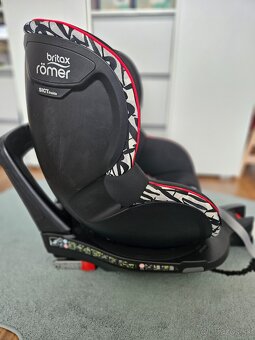 Britax Romer Dualfix i-size s novorodeneckou vložkou - 6