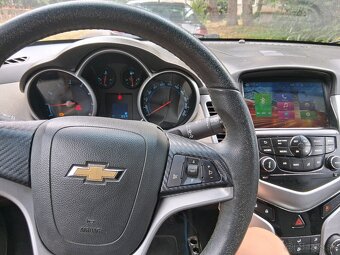 Chevrolet Cruze 1.8 Benzín + LPG, r. 2012, STK do 02/2027 - 6