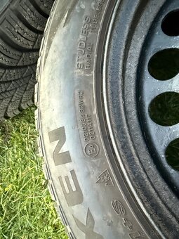 Zimné gumy a plechové disky R16 - 6