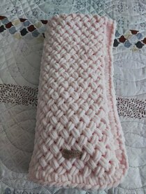 NOVÁ Broskyňová deka z Alize Puffy Fine - 6