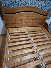 drevena posteľ - 140 x 200 cm - 6