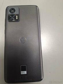 Motorola Edge 30 Neo čierny - 6