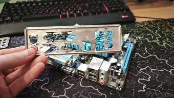 ASUS AT5NM10-I Mini-ITX Motherboard - 6