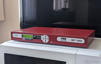 mood media MP7000 - 6
