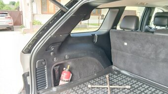 Predám Jeep Grand Cherokee V6 3.0 CRD - 6
