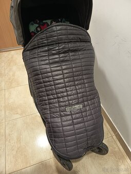 Britax B- Motion Plus - 6