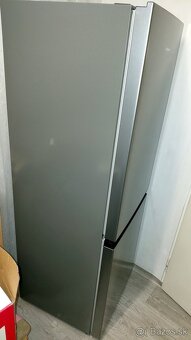 Chladnička s mrazničkou HISENSE - 4 ročná - 6